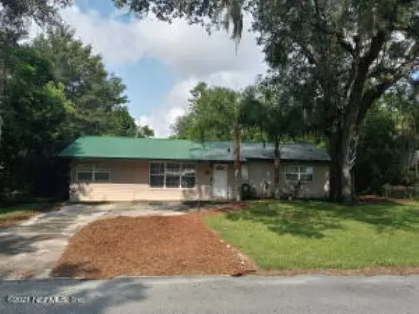 2018 Sherman Ave., Palatka, FL 32177