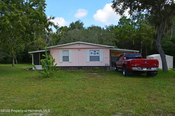 Weeki Wachee, FL 34613,9477 Country