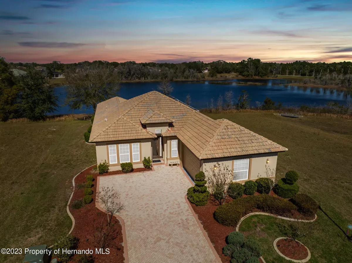 Weeki Wachee, FL 34613,9159 Trevino