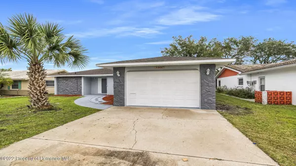 New Port Richey, FL 34653,4007 Topsail