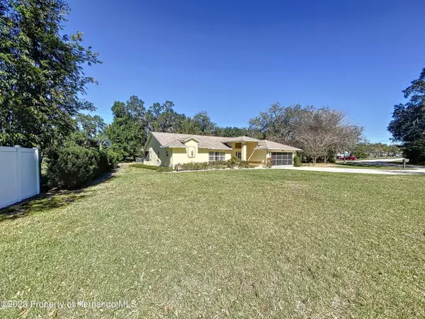 Spring Hill, FL 34608,9498 Lorendale