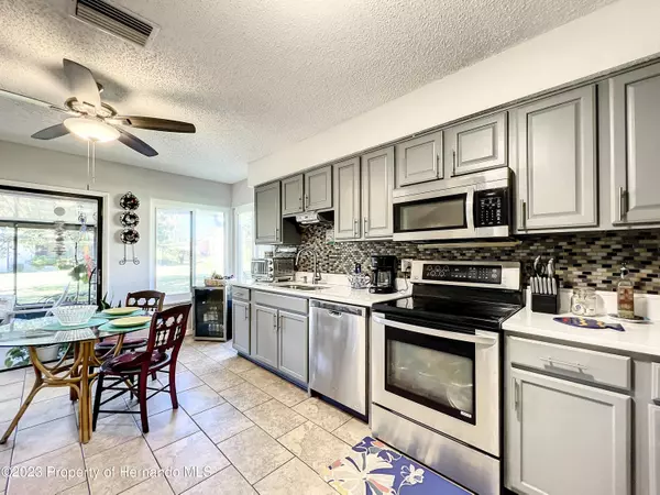 Weeki Wachee, FL 34613,9049 Heather