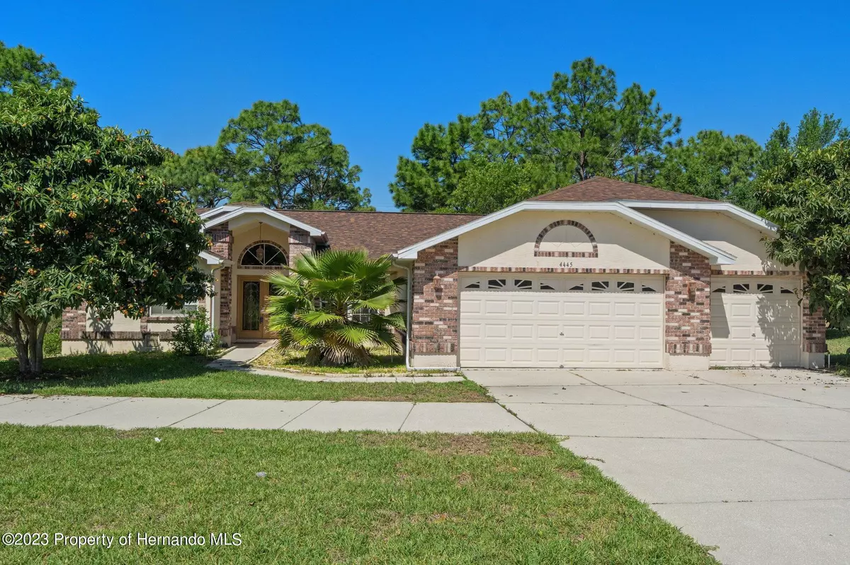 Spring Hill, FL 34609,4445 Sand Ridge