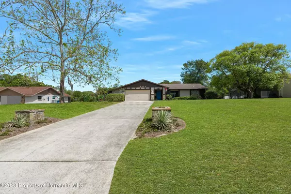 Weeki Wachee, FL 34607,5396 Fern