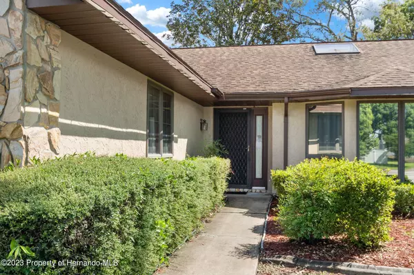 Weeki Wachee, FL 34613,7430 Kilbride