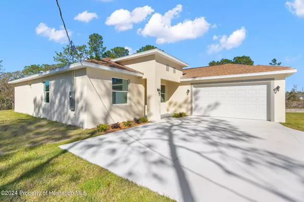 Weeki Wachee, FL 34613,8101 Nordica