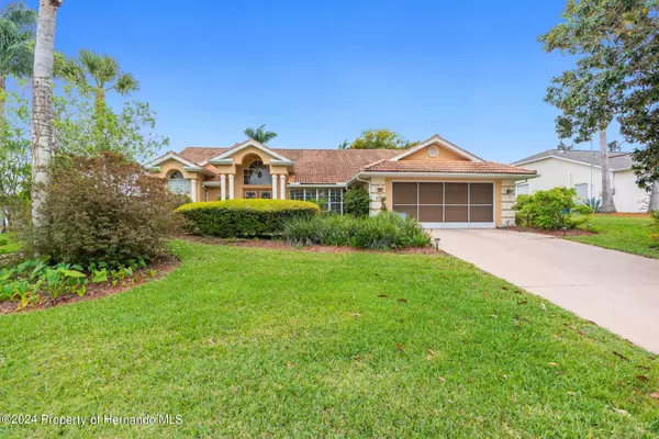 Spring Hill, FL 34606,8126 Winding Oak