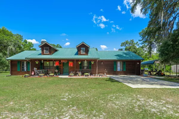 1460 CR 416N,  Lake Panasoffkee,  FL 33538