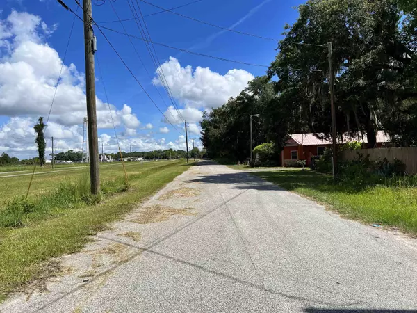 East Palatka, FL 32131,224 Louis Broer Road