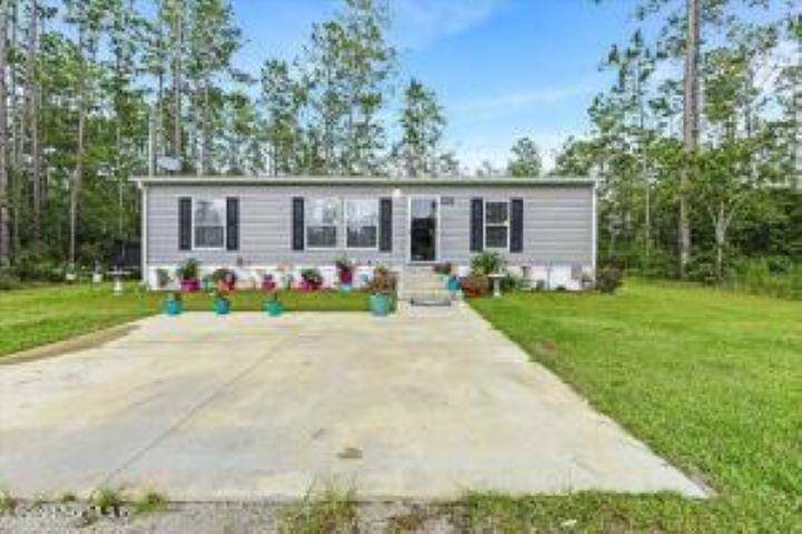 10120 Ebert Ave, Hastings, FL 32145