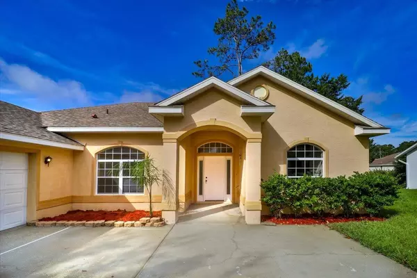 6 Ballenger Ln, Palm Coast, FL 32137