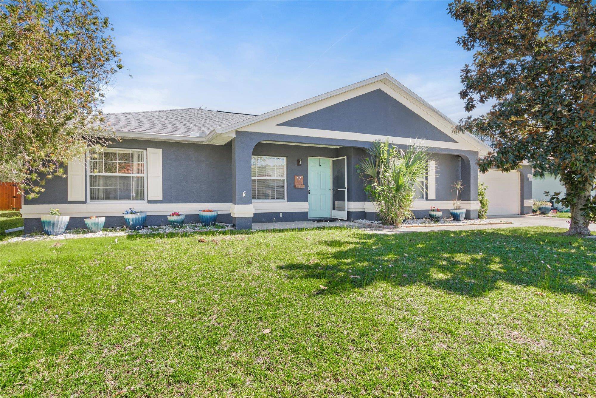 17 Pinelark Lane, Palm Coast, FL 32164