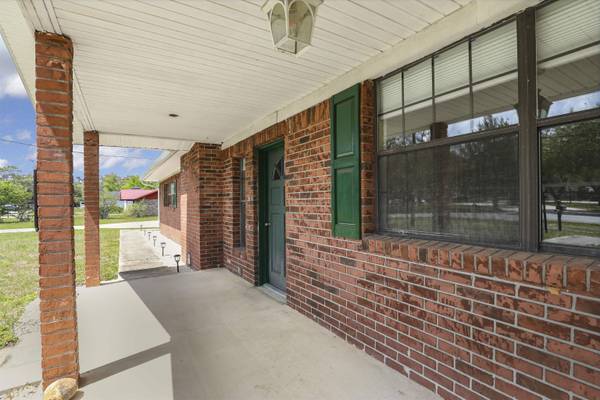 122 Kelley Smith School Rd, Palatka, FL 32177