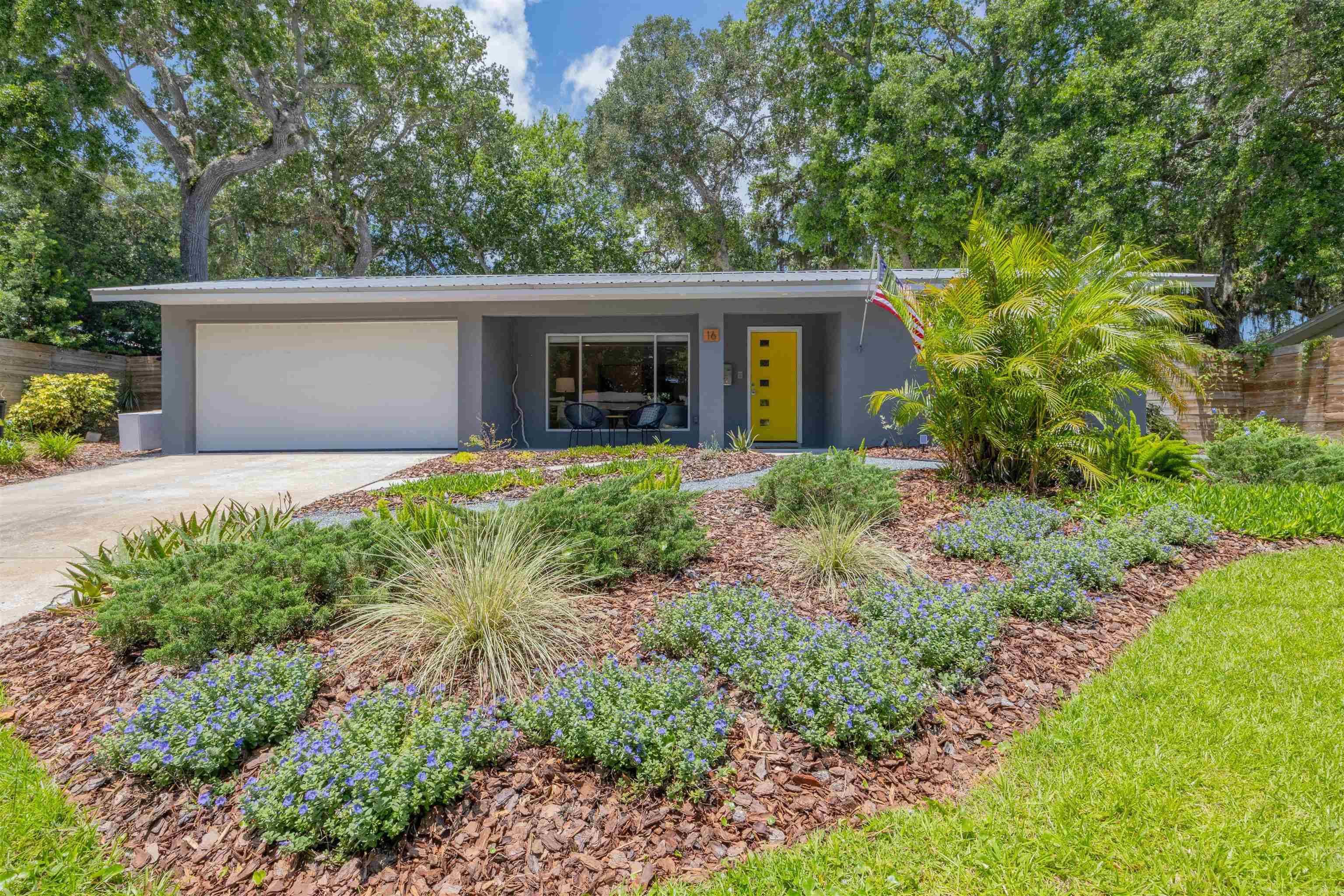 16 Oak Rd, St Augustine, FL 32080