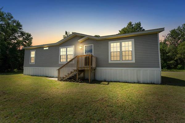 145 E McCormick Rd, East Palatka, FL 32131