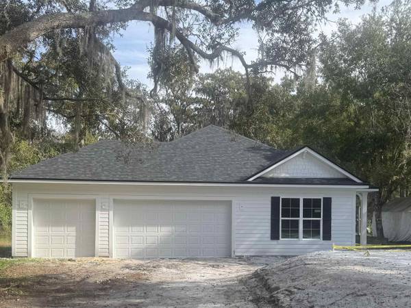 102 Orange Tree Rd, East Palatka, FL 32131