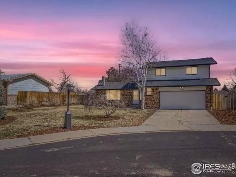 2216 Dunbar Ct, Longmont, CO 80501