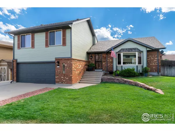 2487 S Eldridge Ct, Lakewood, CO 80228