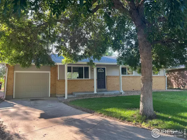 1054 S Coffman St, Longmont, CO 80501