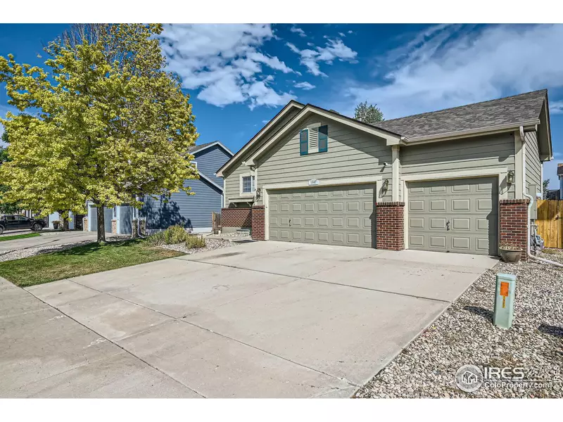 1907 Green Wing Dr, Johnstown, CO 80534