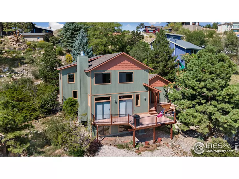 1605 Cliff Side Dr, Loveland, CO 80538