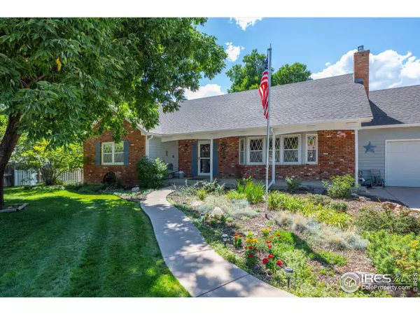 35 Princeton Cir, Longmont, CO 80503