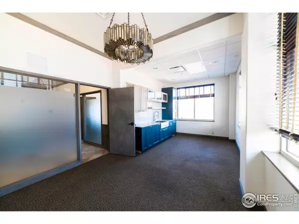 Fort Collins, CO 80525,2038 Vermont St #3