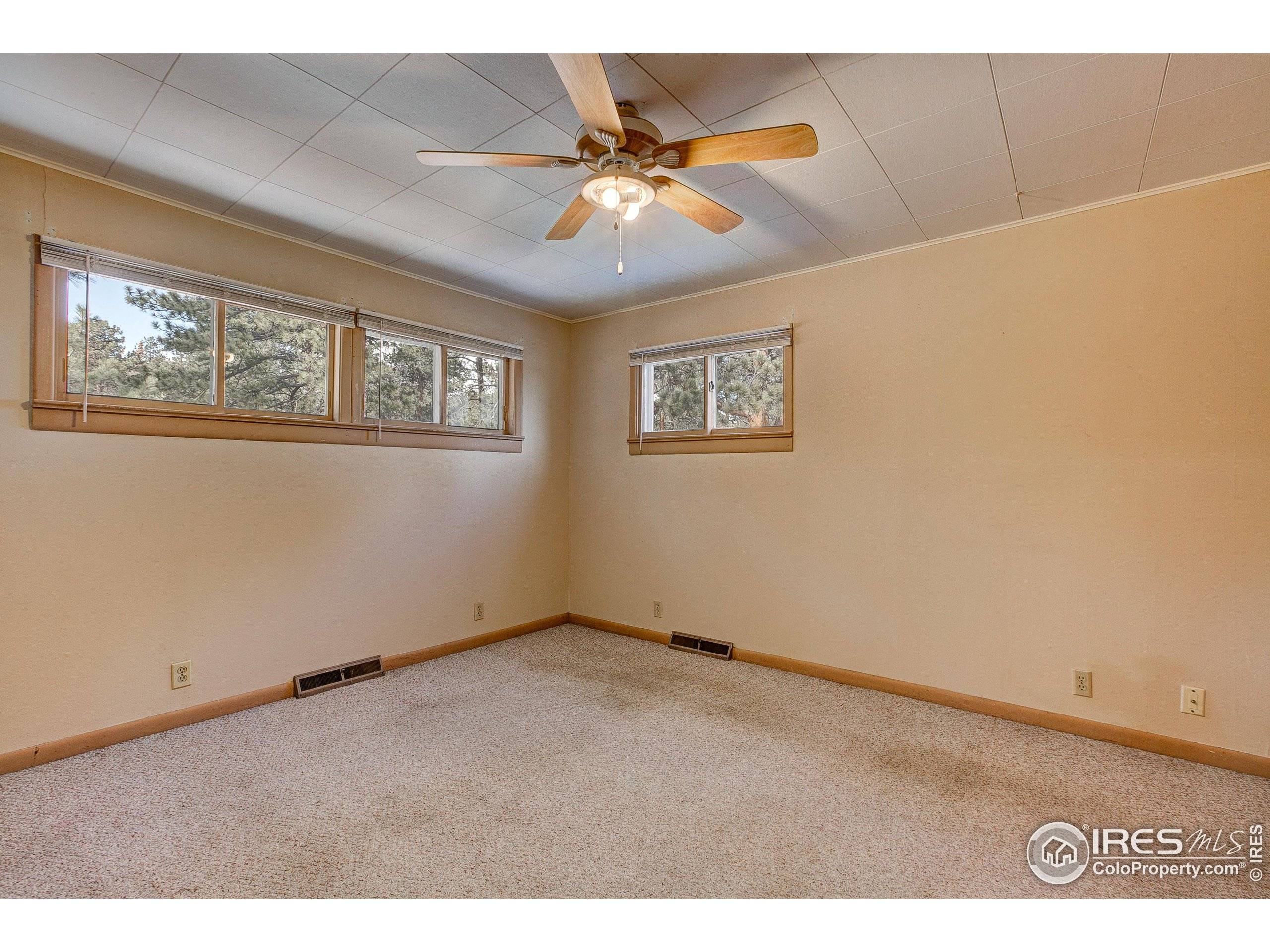 Estes Park, CO 80517,850 Shady Ln