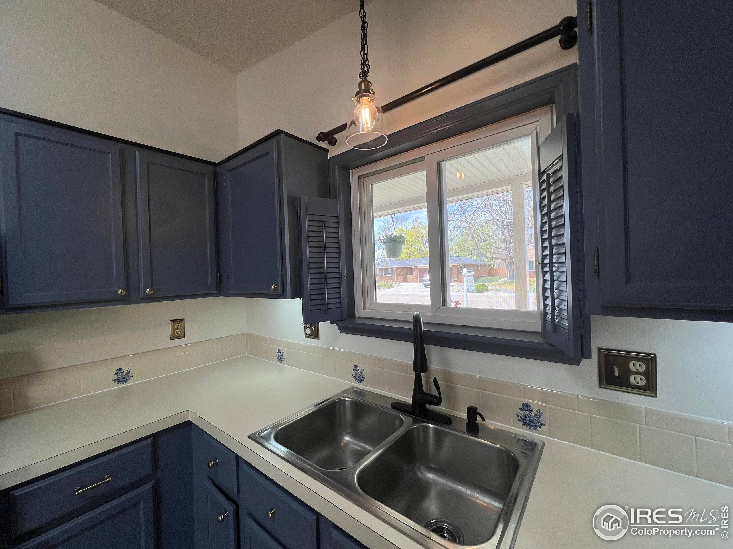 Berthoud, CO 80513,1406 Oak Dr