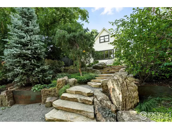 563 Arapahoe Ave, Boulder, CO 80302
