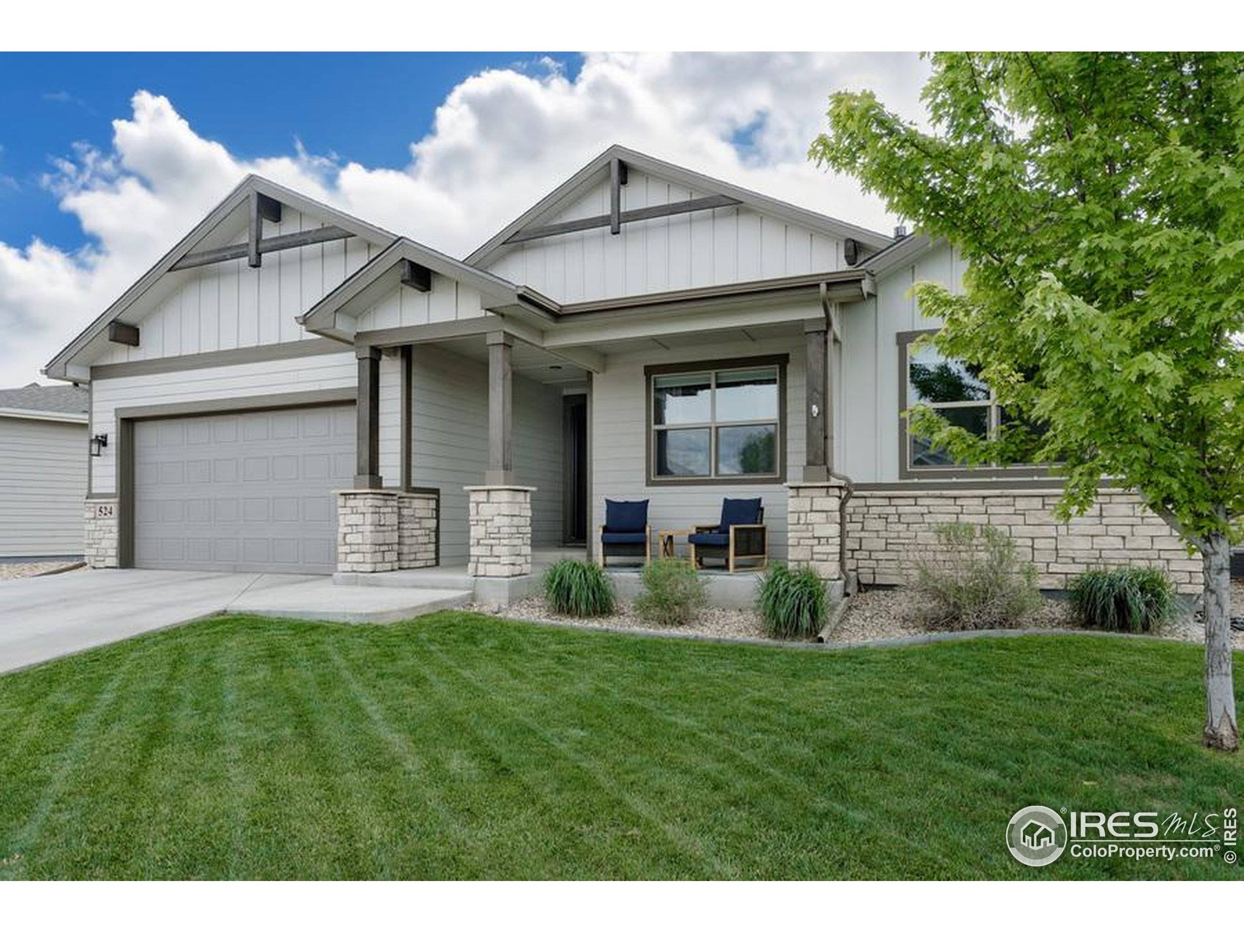 524 Vermilion Peak Dr, Windsor, CO 80550