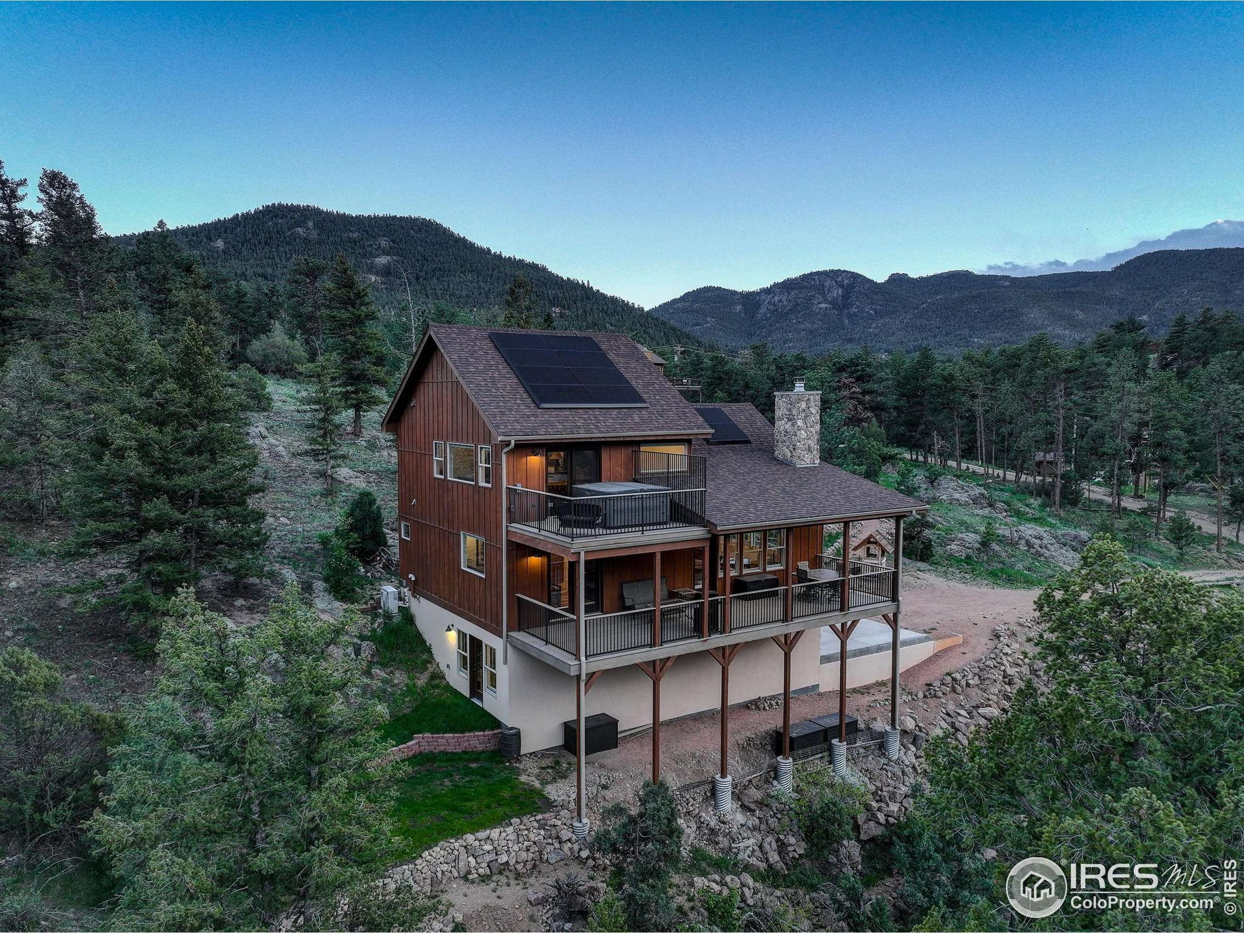 178 Cree Ct, Lyons, CO 80540