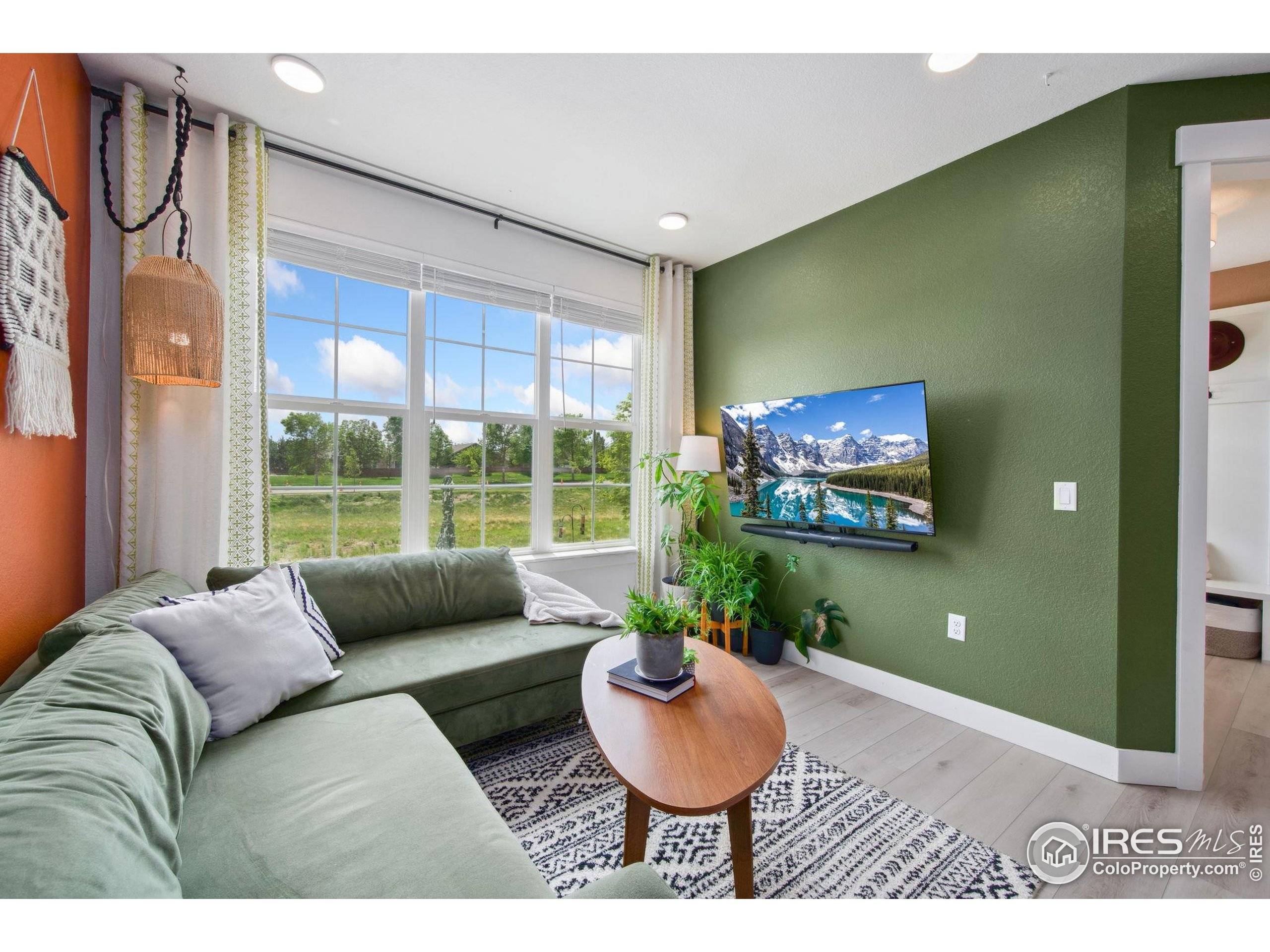 Loveland, CO 80538,1922 Naturita St