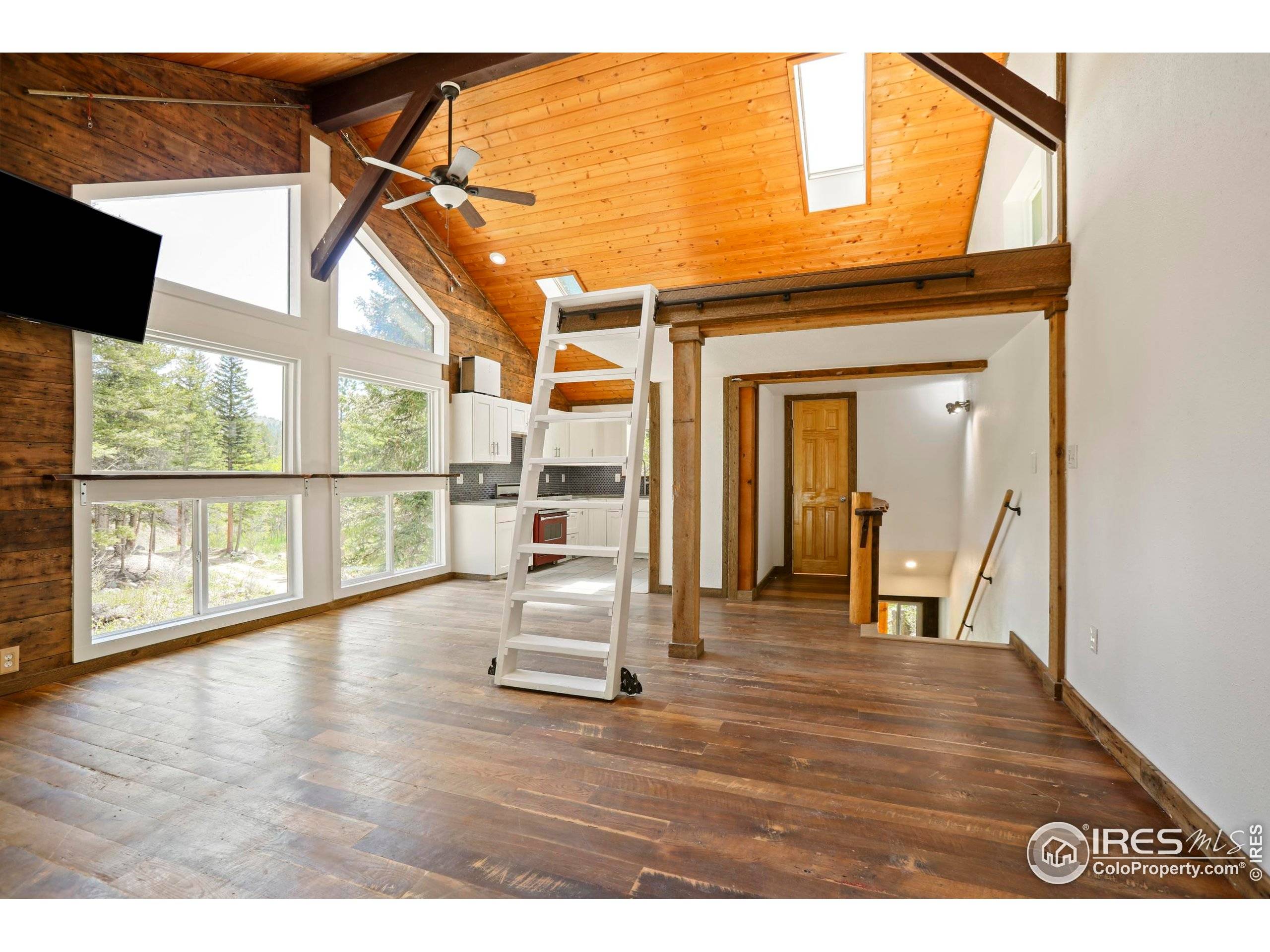 Jamestown, CO 80455,90 California Gulch Rd