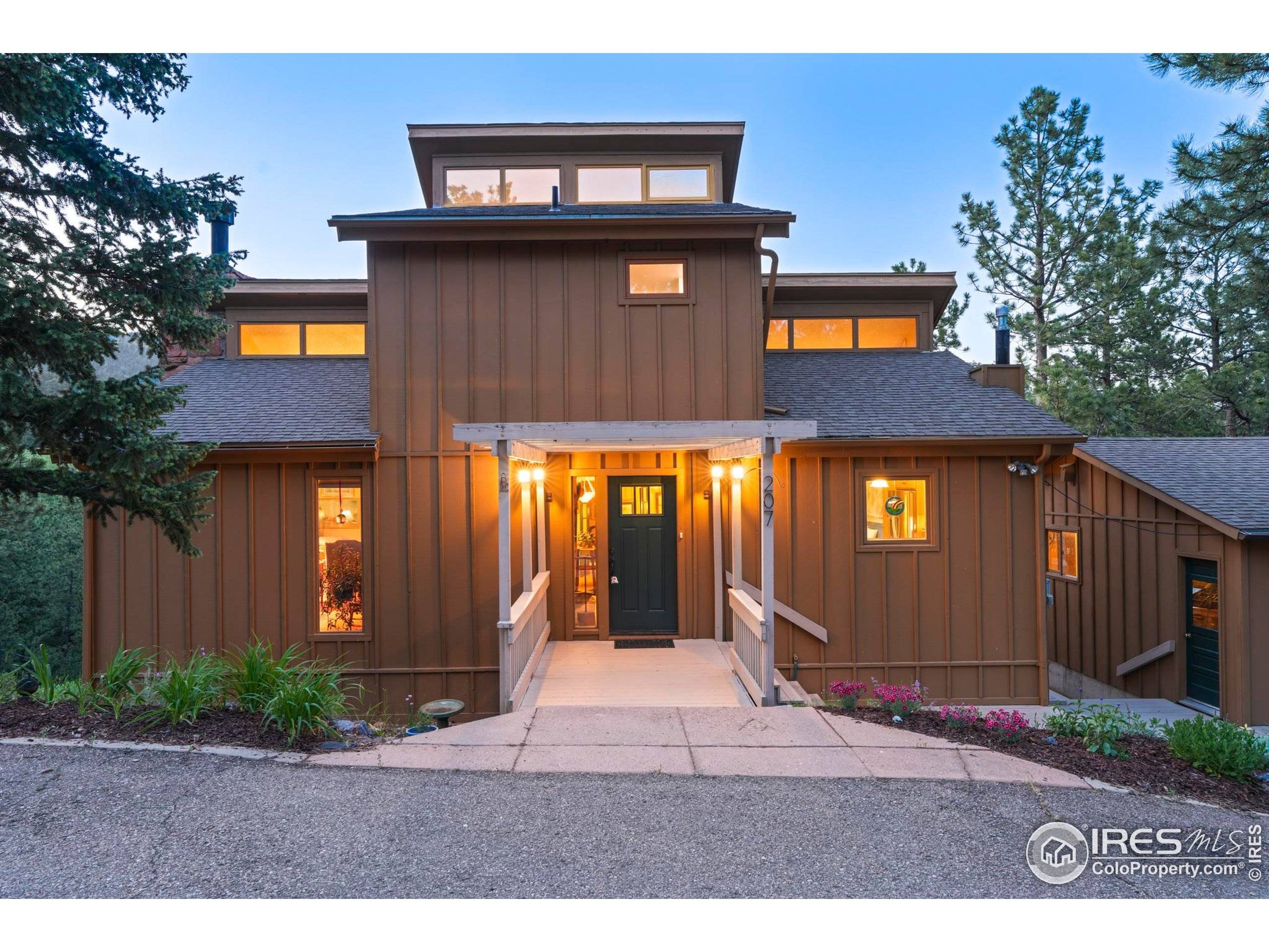 Boulder, CO 80302,207 Kelly Rd E