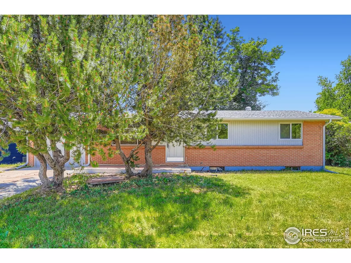 Longmont, CO 80504,131 E 15th Ave