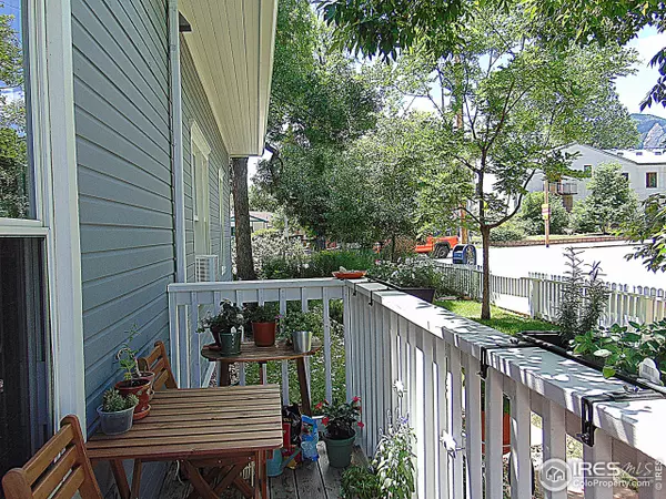Boulder, CO 80302,2205 Arapahoe Ave #3