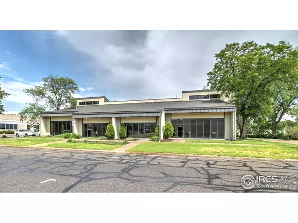 5280 Vivian St, Arvada, CO 80002