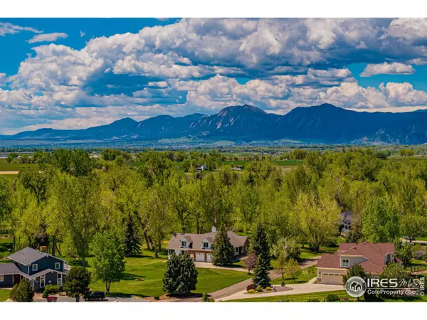 5986 Heather Way, Longmont, CO 80503