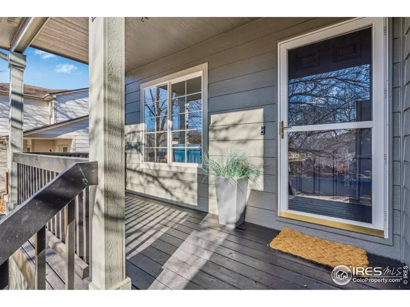 608 Bluegrass Dr, Longmont, CO 80503