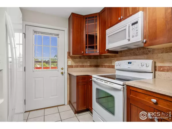 Louisville, CO 80027,253 W Cedar Way
