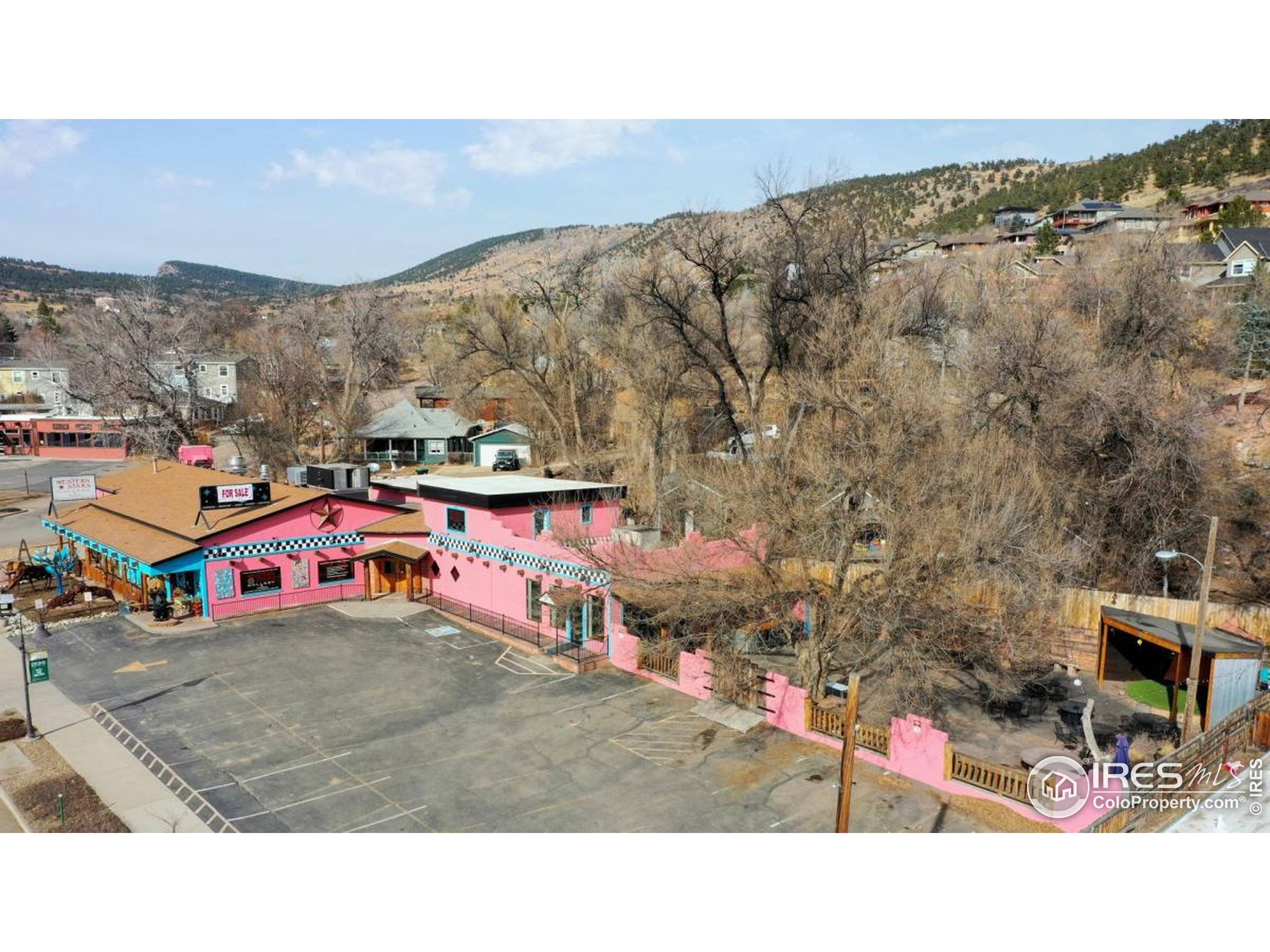 160 E Main St, Lyons, CO 80540