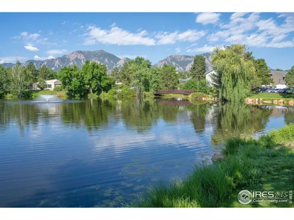 Boulder, CO 80305,860 W Moorhead Cir #i