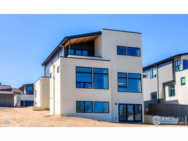 Lafayette, CO 80026,2305 Glacier Ct