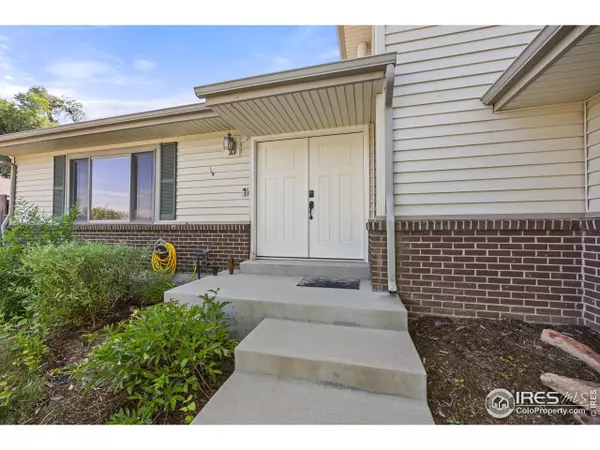 2402 Mountair Ln, Greeley, CO 80634