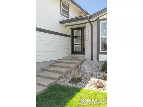 Boulder, CO 80301,4223 Peach Way