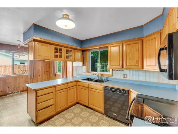 Golden, CO 80403,14465 W 45th Dr