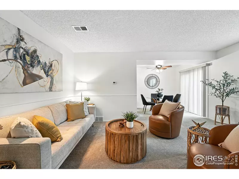 9857 Lane St, Thornton, CO 80260