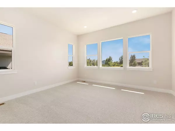 Windsor, CO 80550,1633 Winter Glow Dr