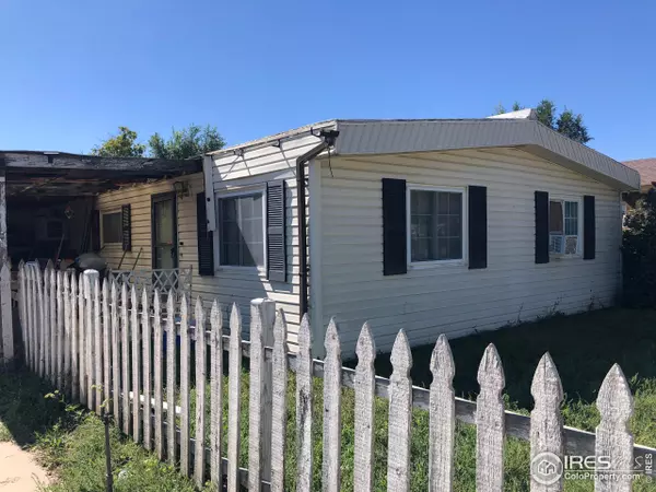 1215 Macintyre Ct, Dacono, CO 80514